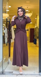 5475 ŞİRİN KRUVAZE GEÇMELİ ELBİSE KAHVERENGİ - 5