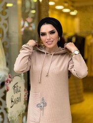 7480 Kelebek taş detaylı kapişonlu takım camel - 